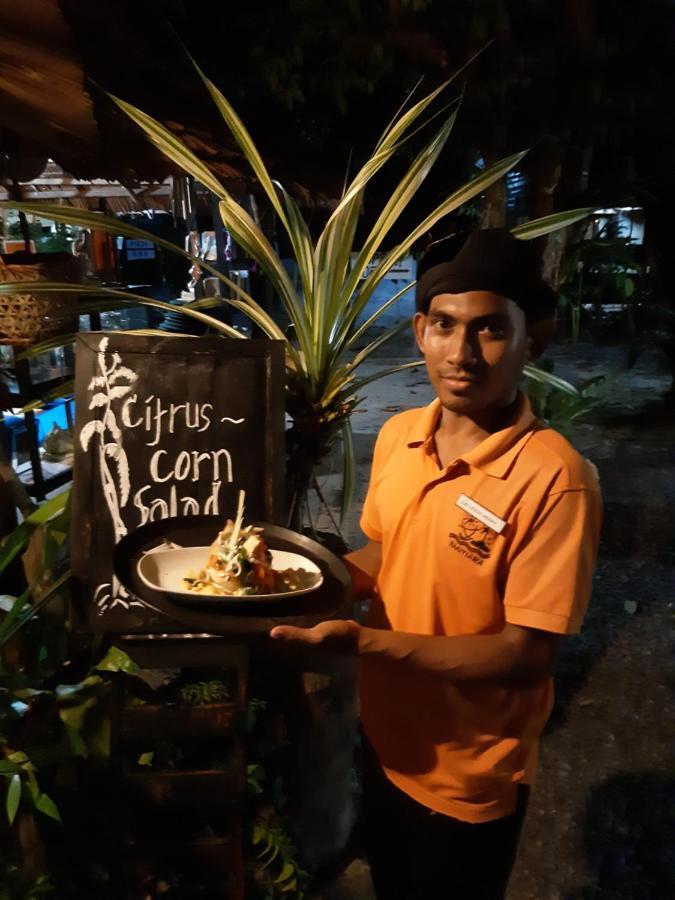 Mutiara Beach Resort Berakit Esterno foto